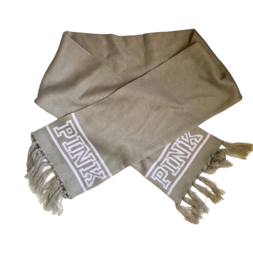 PINK VICTORIA’S SECRET Spellout Knit Scarf w/ Tassels in Gray/White - Picture 3 of 7